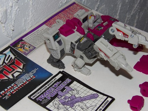 TRANSFORMERS G1 HUN-GURRR ABONIMUS TERRORCON WITH ACCESSORIES VINTAGE ORIGINAL - Picture 4 of 5