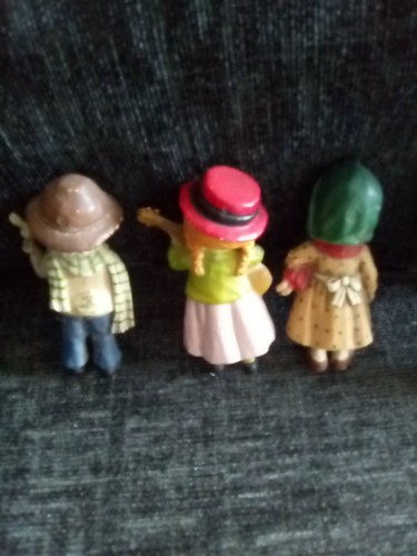 Vintage Plastic Oraments - Picture 7 of 7