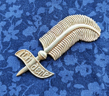 Medieval Ostrich Feather Heraldic Badge SCA Knight Brooch Pin Replica