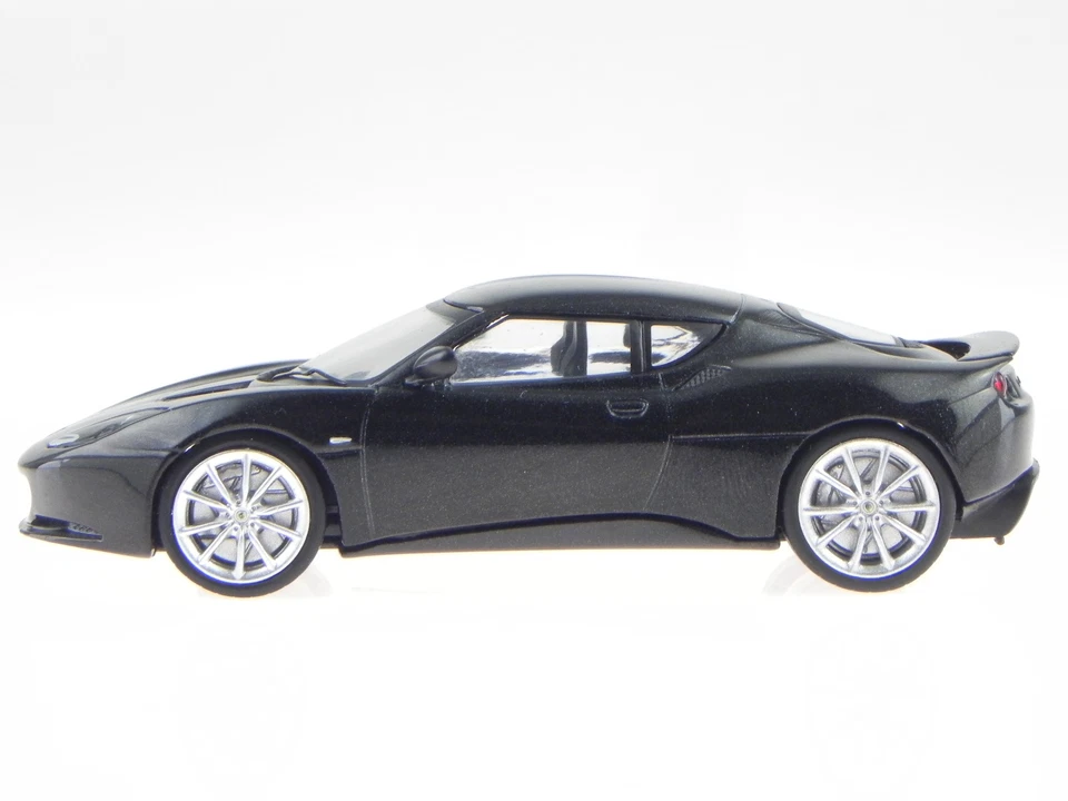 Coche modelo Lotus Evora S Starlight negro fundido a presión CC56502 Vanguards 1:43 Foto 2 de 4