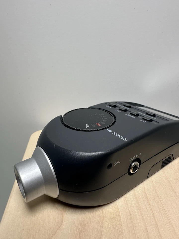 Medidor de nivel de sonido digital Radio Shack 33-2055 probado Foto 4 de 4