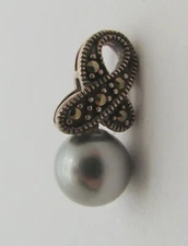 925 STERLING SILVER GENUINE PEARL & MARCASITE SLIDE PENDANT  17X9MM ~  1.3G