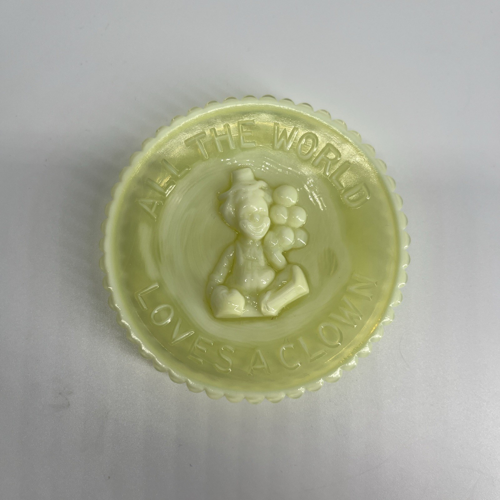 2pcs - Mosser Pee Wee Clown Figurine 2" + Clown Plate 3.5" Vaseline Opalescent