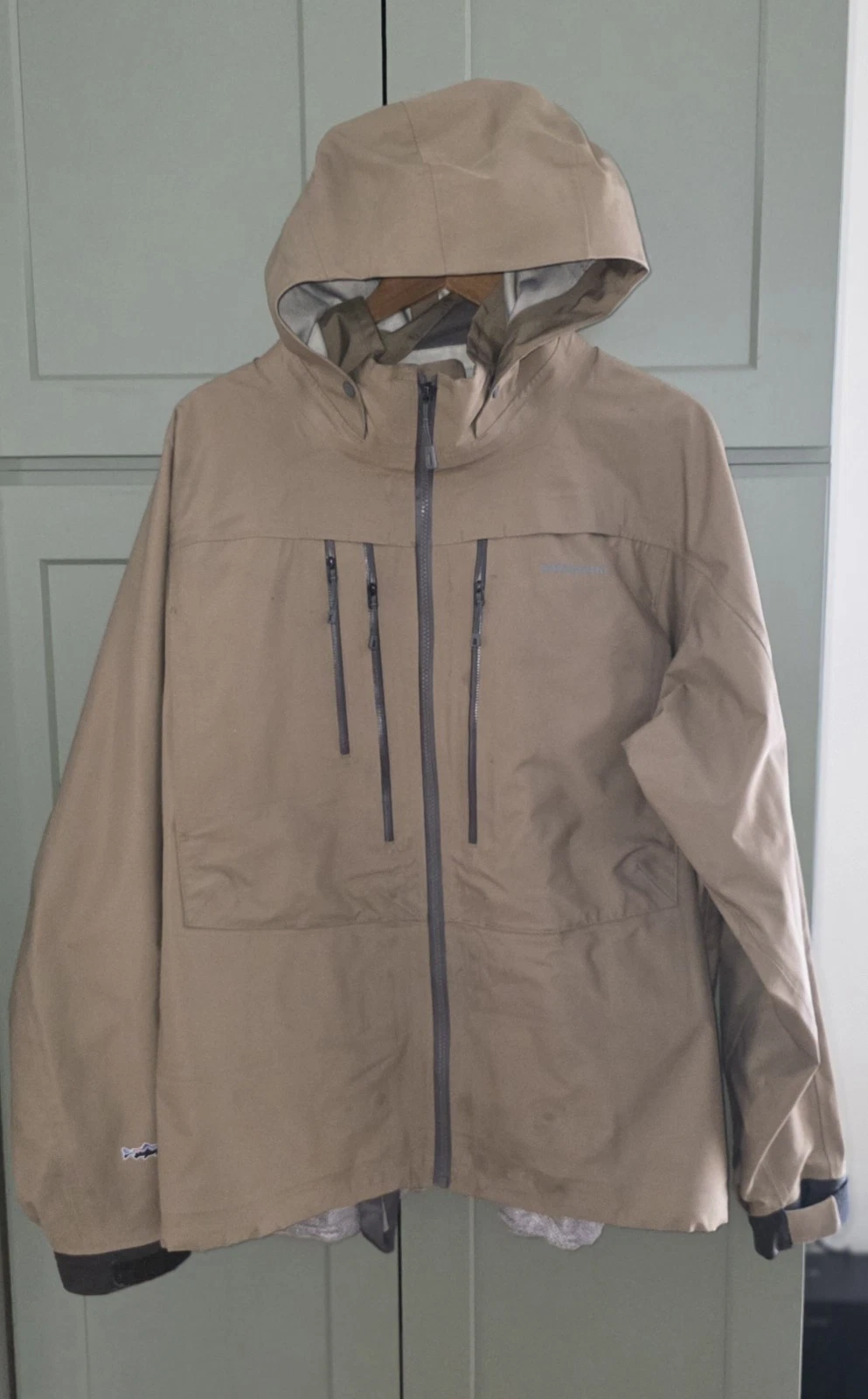 Patagonia River Salt Wading Jacket Men’s Size XL
Opens in a new window or tab