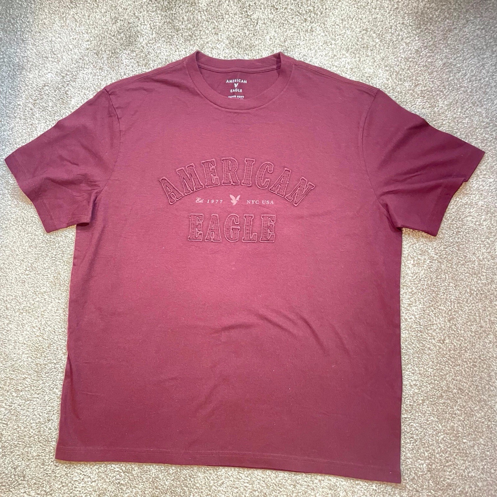 American Eagle Men’s Super Soft Standard Fit T-Shirt Red Size M