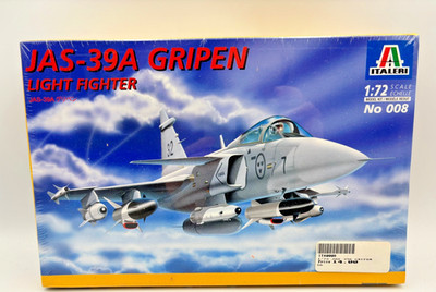 Italeri 008 1/72 JAS 39A Gripen Swedish Fighter WWII Style Camo Sealed Kit