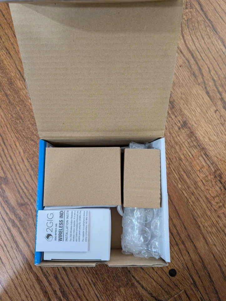 Repetidor inalámbrico 2GIG 345 MHz serie e - alarma de seguridad para el hogar 2GIG-RPTR1e-345 Foto 2 de 4