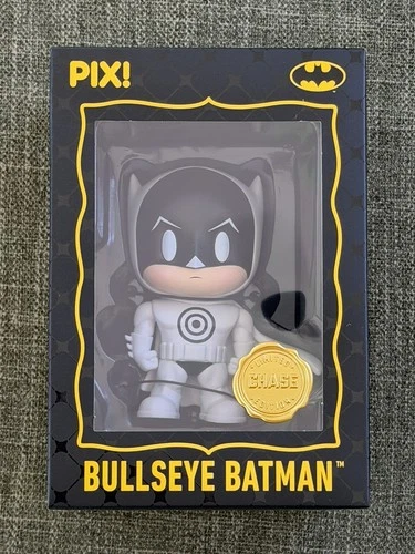 Thrilljoy x Batman - BULLSEYE BATMAN - 1/500 Chase / w Soft Case