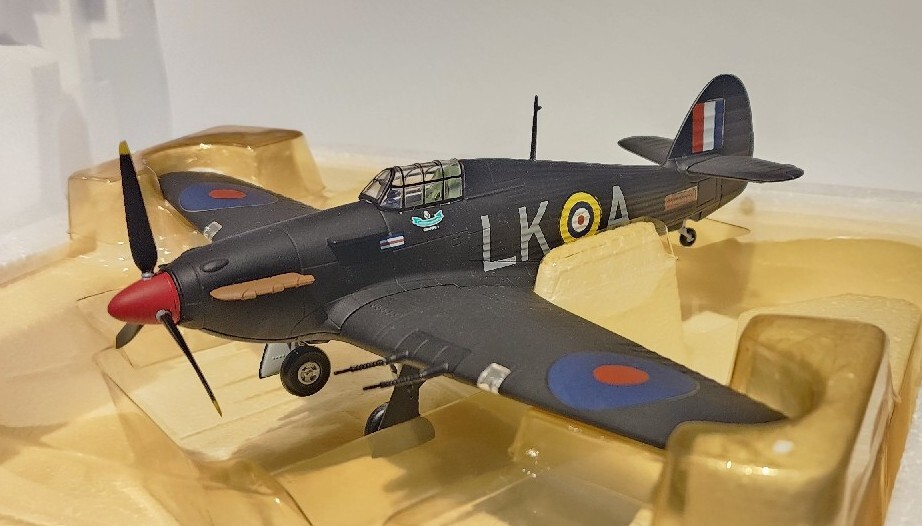 Franklin Mint Armour Collection 1:48 Scale HURRICANE MK.IIC Franklin Mint Armour Collection 1:48 Scale HURRICANE MK.IIC