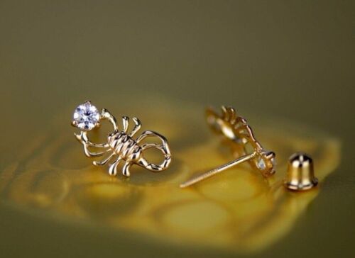 1Ct Round Cut Simulated Diamond Scorpion Stud Earring's 14K Yellow Gold Plated - Picture 1 of 11