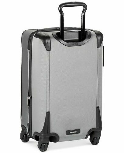 tumi larkin international