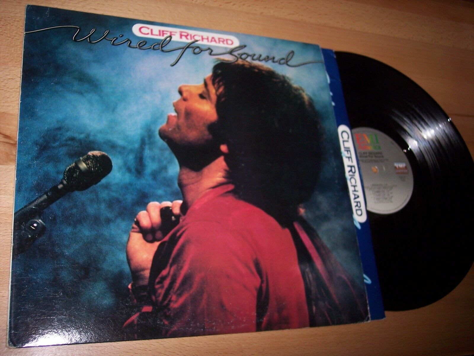 NM 1981 Cliff Richard Wired For Sound LP Album