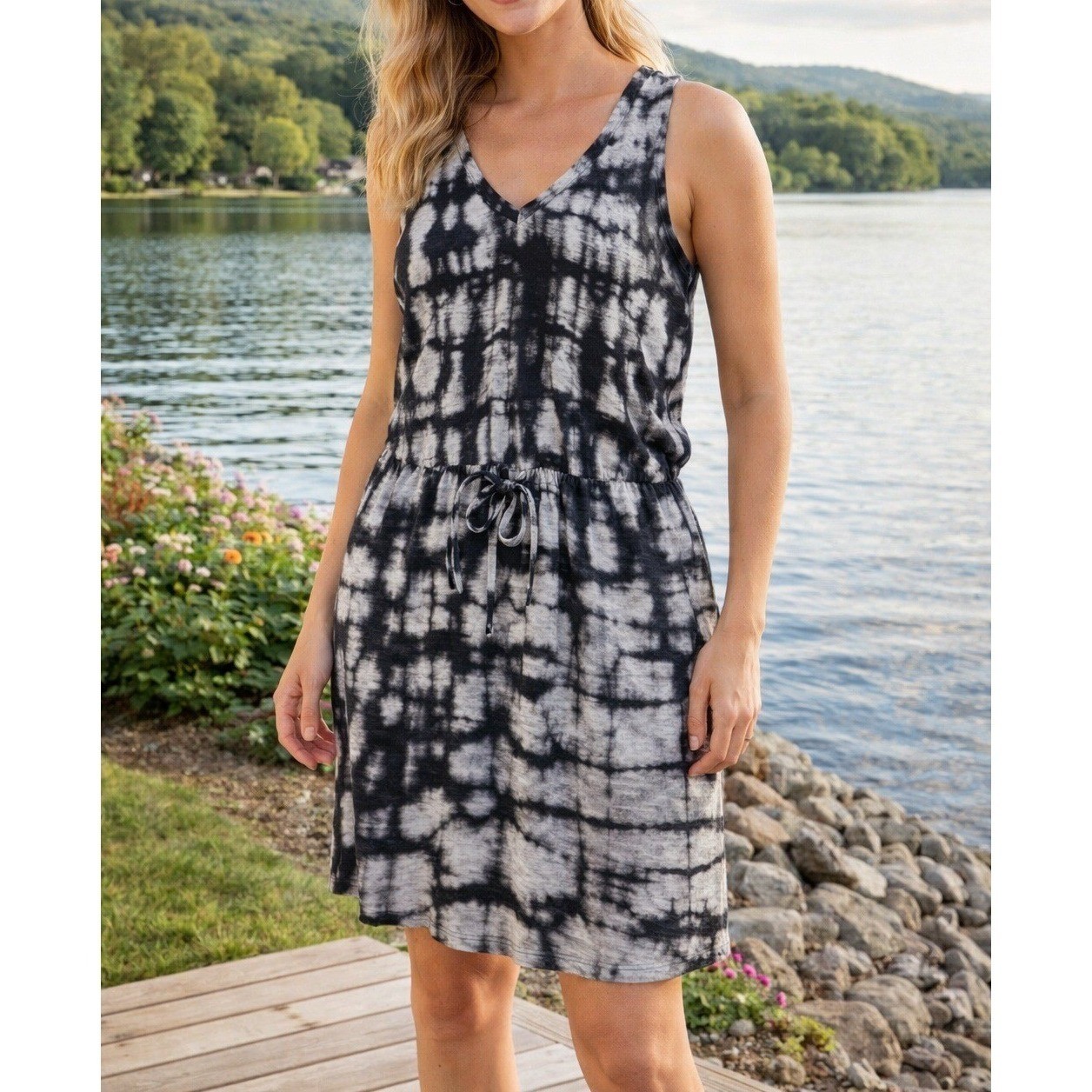 a.n.a A New Approach Tie Dye Sleeveless Dress Petite Medium Black White PM