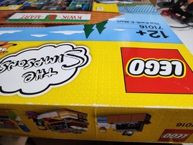 LEGO The Simpsons: Kwik-E-Mart (71016)