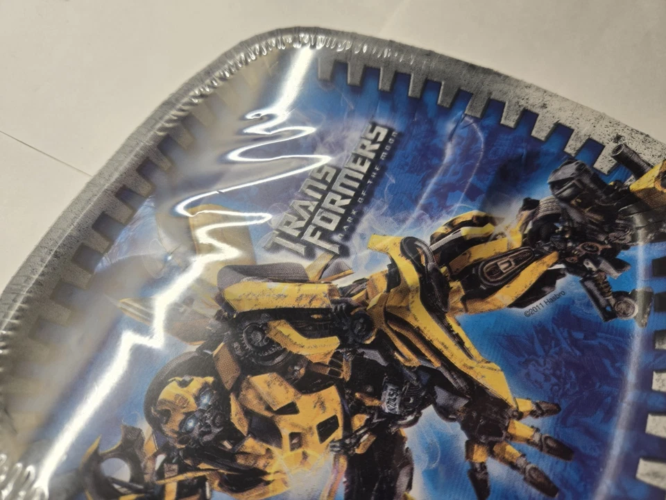 Paquete de 8 platos de bolsillo Transformers Dark of the Moon Designware 7x7 artículos de diseño Foto 2 de 3