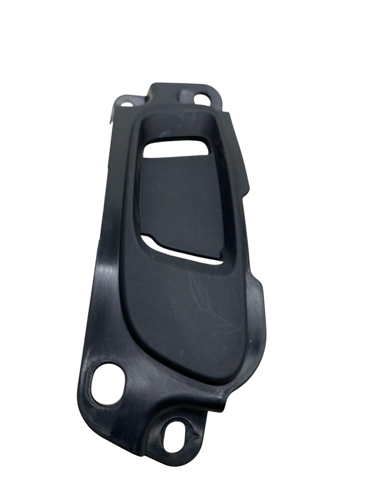 2024 MCLAREN ARTURA RIGHT DOOR MANUAL RELEASE COVER TRIM PANEL 16NA629CP OEM