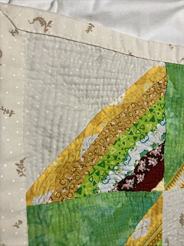 手工制作,手工绗缝婴儿被子,背面有棕色羊毛。 — 第 2/4 张图片