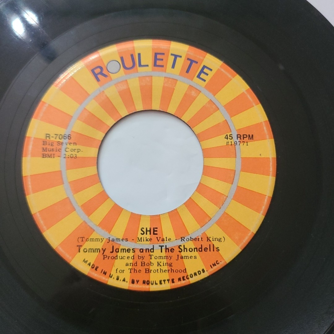 Tommy James & The Shondells ~ She/ Loved One ~ Roulette 45 RPM
