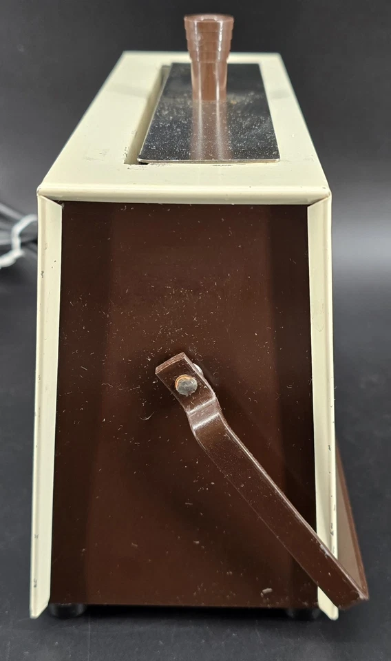 Tostadora Portátil Empire Travl-Toast DC 12V Enchufe Automático Campamento Probada Funciona Años 70 De Colección Foto 2 de 4