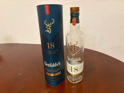 Original Glenfiddich 18 years Scotch Whisky 750 ml Bottle (empty) Stopper & Box
