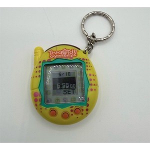 Bandai Tamagotchi Connection V3 Virtual Pet Yellow Pink Dots Keychain 2004