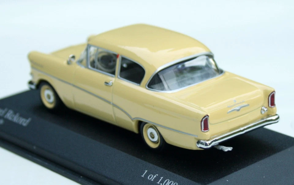 Opel Rekord P1 Limousine Bj. 1957-1960, Giallo Sahara, Minichamps-Modell Im M.1 - Immagine 2 di 4