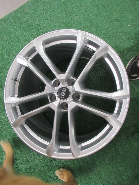 Set of 4 Audi R8 2017 2018 oem factory 19" wheels rims Silver