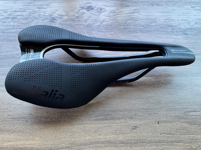 Selle Italia SLR Boost TM Superflow Saddle - Black | eBay