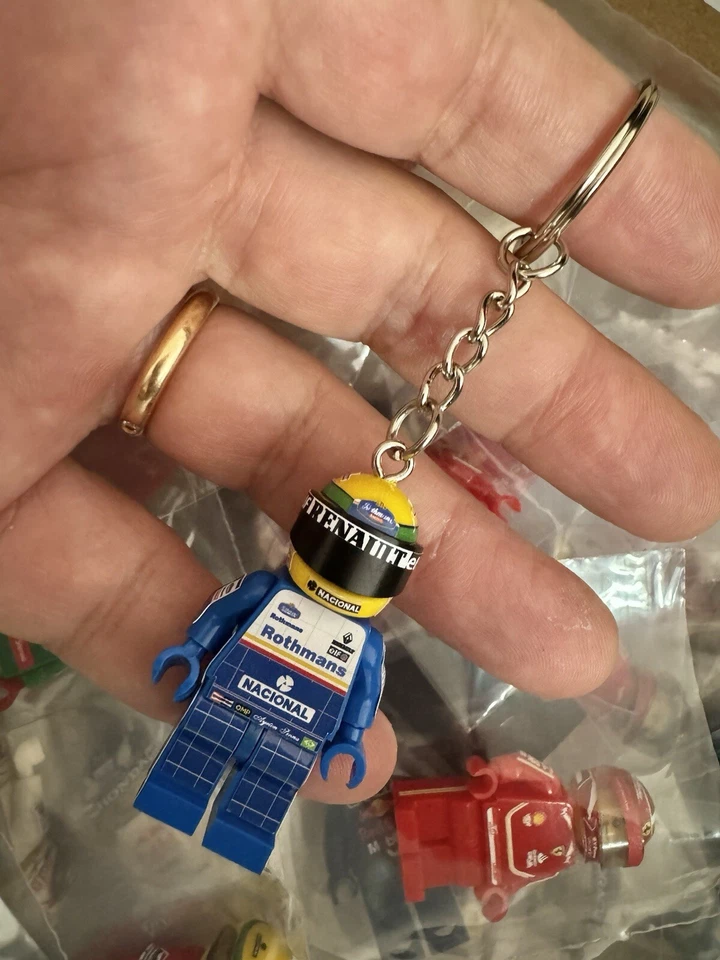 keyring DeLux minifigure Keychain F1 Ayrton Senna Williams FW16 1994 GP - Immagine 2 di 2