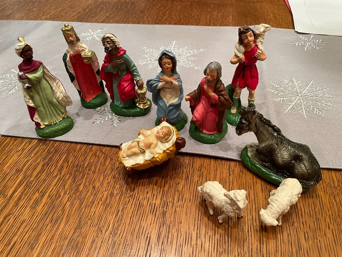 Vintage nativity set deals