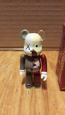 Bearbrick Kaws medicom be@rbrick 100% original fake Bearbrick Kaws medicom be@rbrick 100% original fake