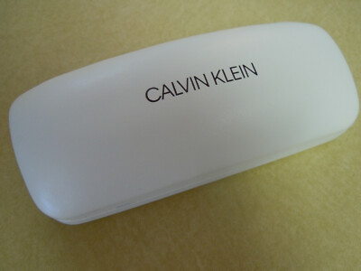 CALVIN KLEIN HARD GLASSES CASE WHITE