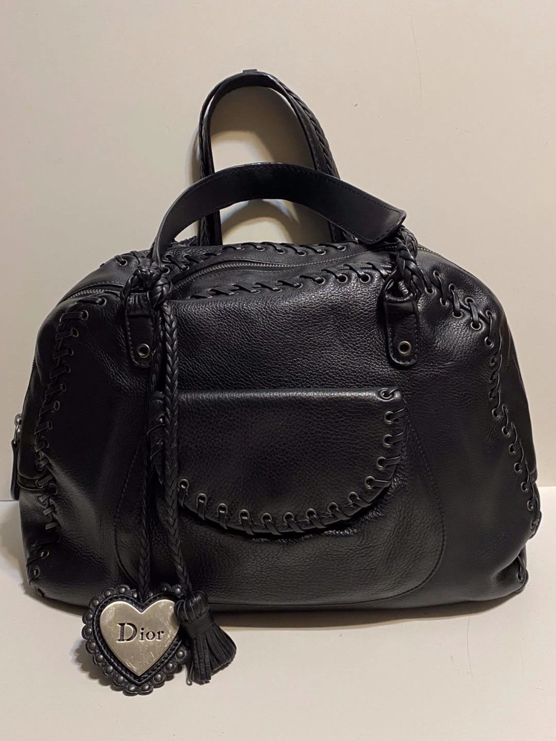 Sac à bandoulière authentique point de fouet Christian Dior Diorissimo en cuir noir