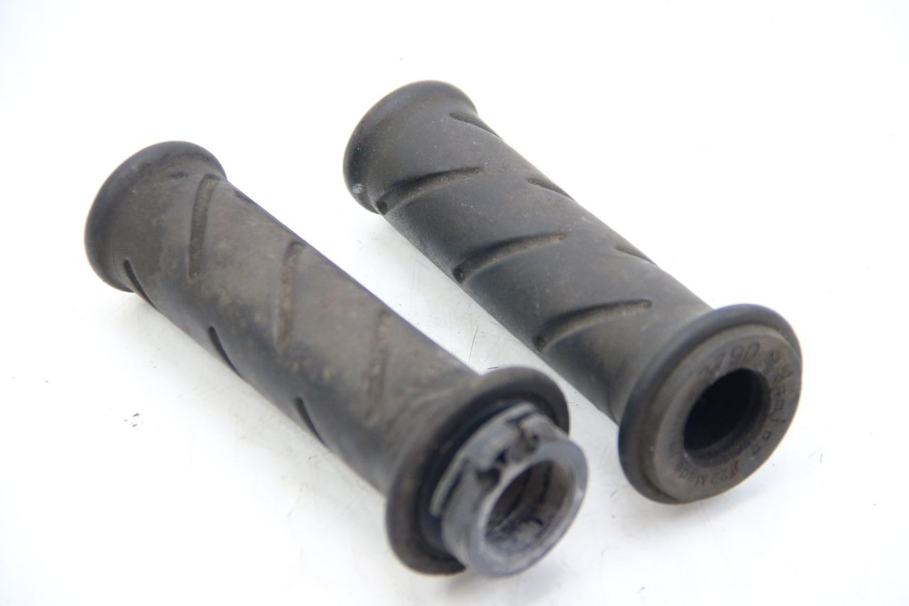 HANDLEBAR GRIP - PEUGEOT SATELIS COMPRESSOR K15 125 (2006 - 2009)