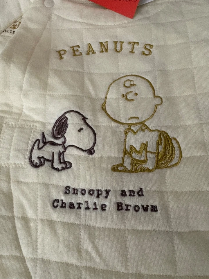 Peanuts Worldwide Snoopy and Charlie Brown Acolchado Una Pieza Infantil 3-6mos ¡NUEVO! Foto 3 de 4