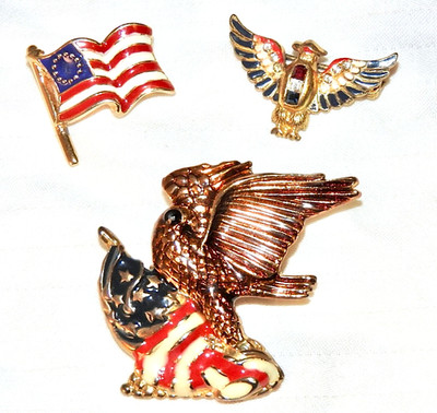 Ciner Coro Lot of 3 Pins Featuring Flag and Eagles for 250th USA Anniversary