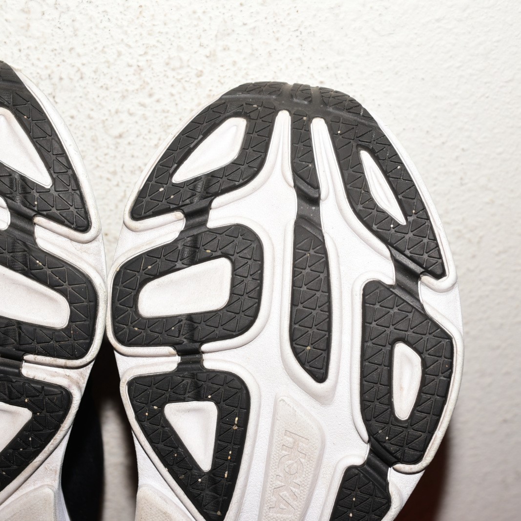 HOKA Bondi 8 Running Shoe Women US 11 B thumbnail 19