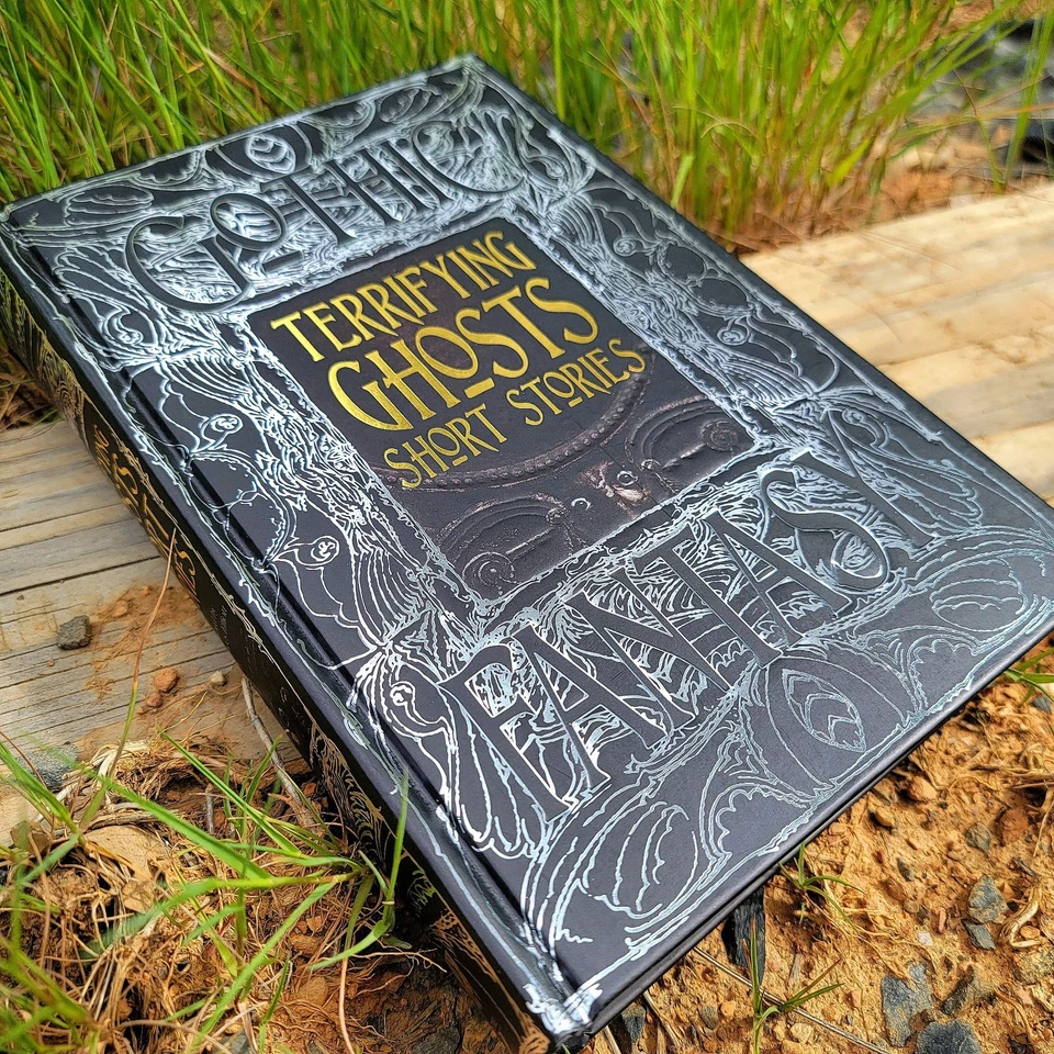 Terrifying Ghosts Short Stories Book Foto 2 de 4