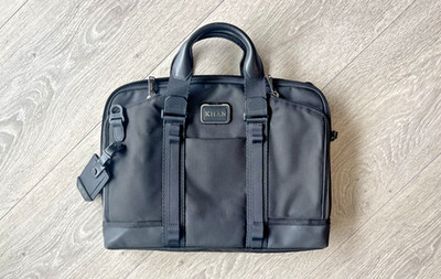 TUMI Academy Briefcase Black (Pre-owned Very Good Condition)