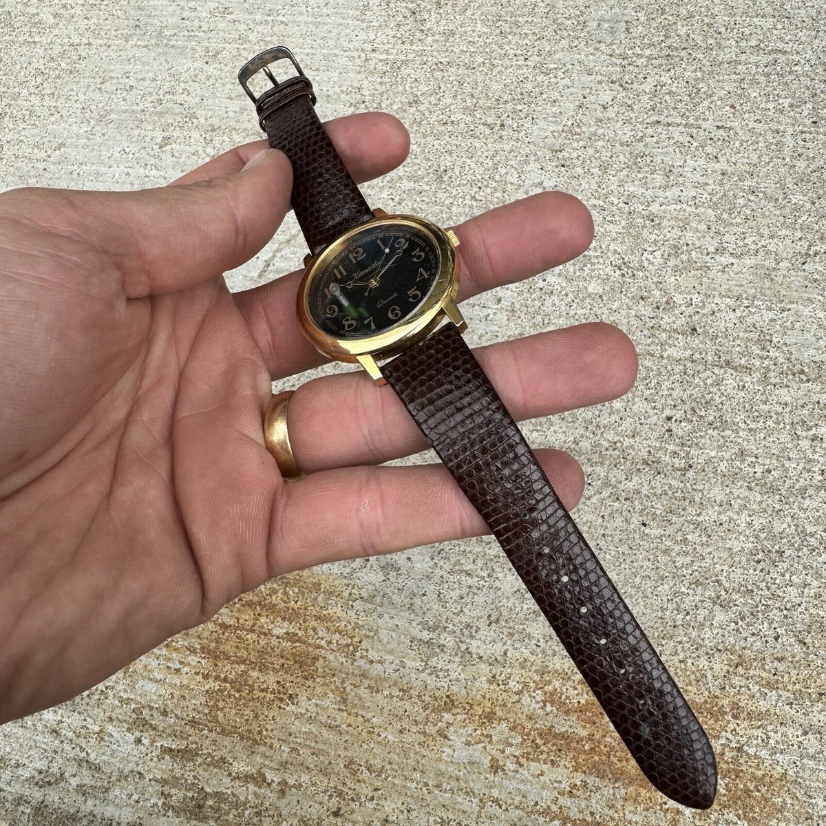 Vintage Gold / Black Mens Xanadu Quartz Watch With Speidel  display picture 3