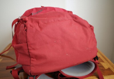 Fjällräven Damen Kaipak 38W Rucksack – Aus G-1000 HeavyDuty, Mit Regenhülle, 32x60x16 Cm