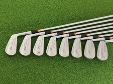 Spalding Golf ROBERT JONES JR SYNCRO-STROKE Iron Set 2-9 Right Steel Regular