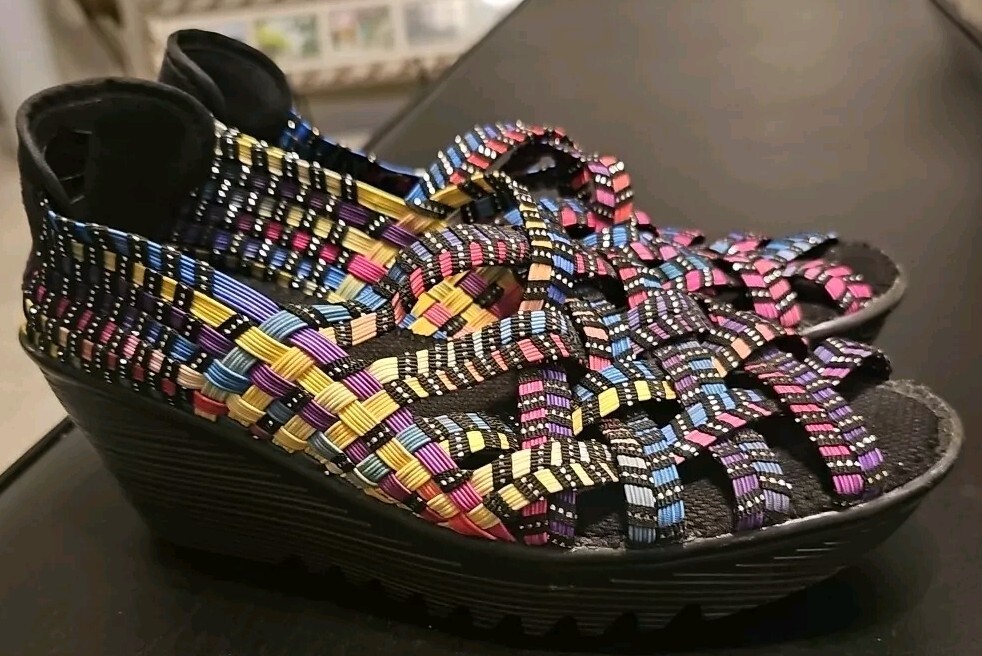 BERNIE MEV Wedge Shoes Sz 38 US Multi Metallic Slip On Heel Stretch