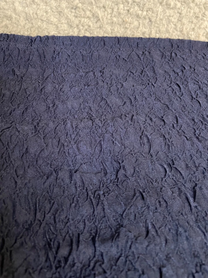 Fabric Lot 3 Yds 24 Ins 56 W Navy Blue Crinkle Apparel Stretch Knit Fabulous - Image 3 of 4