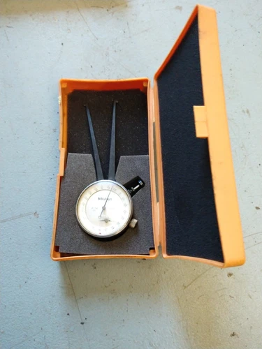 MITUTOYO 209-113 DCG-2.2" .001" DIAL CALIPER GAGE INTERNAL TYPE. JAPAN. WORKS 