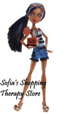 MONSTER HIGH Dead Tired ROBECCA STEAM Fashion Doll Pajamas NEW 2012 Mattel 