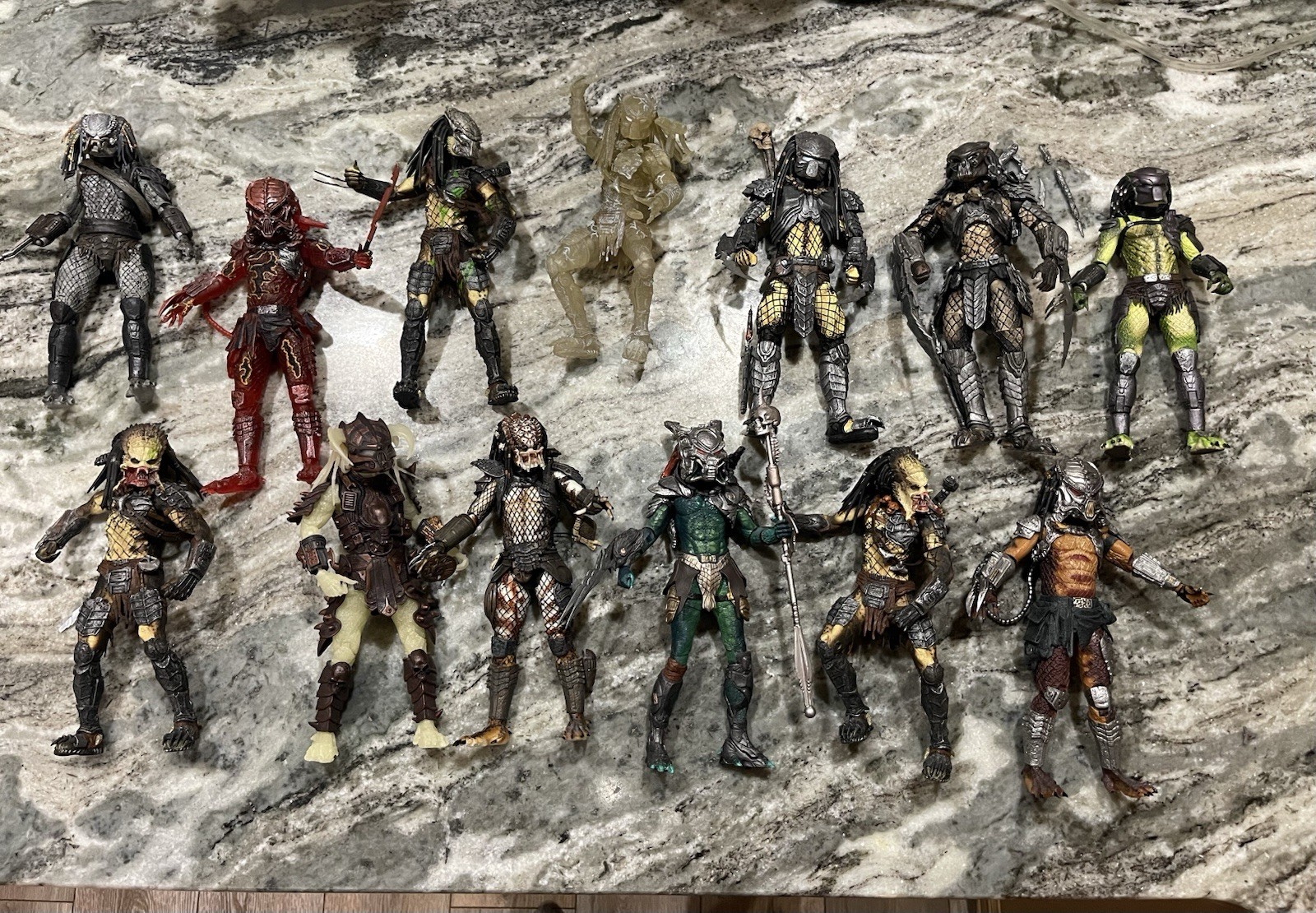 13 Aliens Vs Predator yautja Neca McFarlane Action Figure Lot