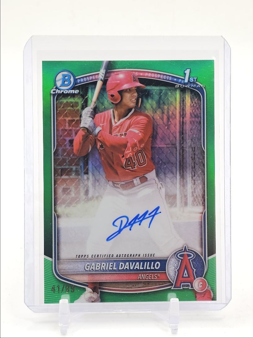 GABRIEL DAVALILLO 2025 BOWMAN CHROME 1ST GREEN REFRACTOR AUTO /99 Q0154