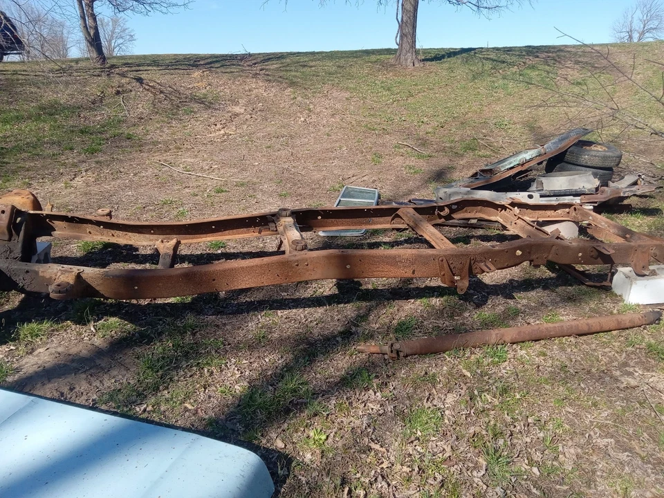 1973-1979 Ford Truck Frame 73 74 75 76 77 78 79 F150 F250 F350  - Image 3 of 4