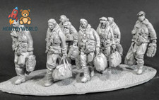 1/32 Scale Die-Cast Resin Figure Model Kit WWII Bomber Crews 7 Figures & Accesso